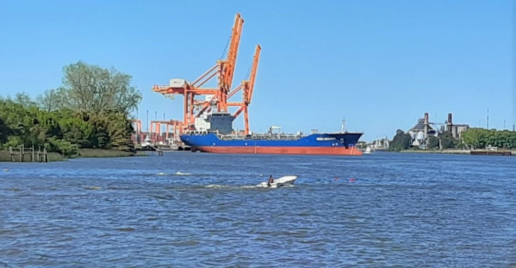 BUQUE PUNTA MEDANOS LA PLATA